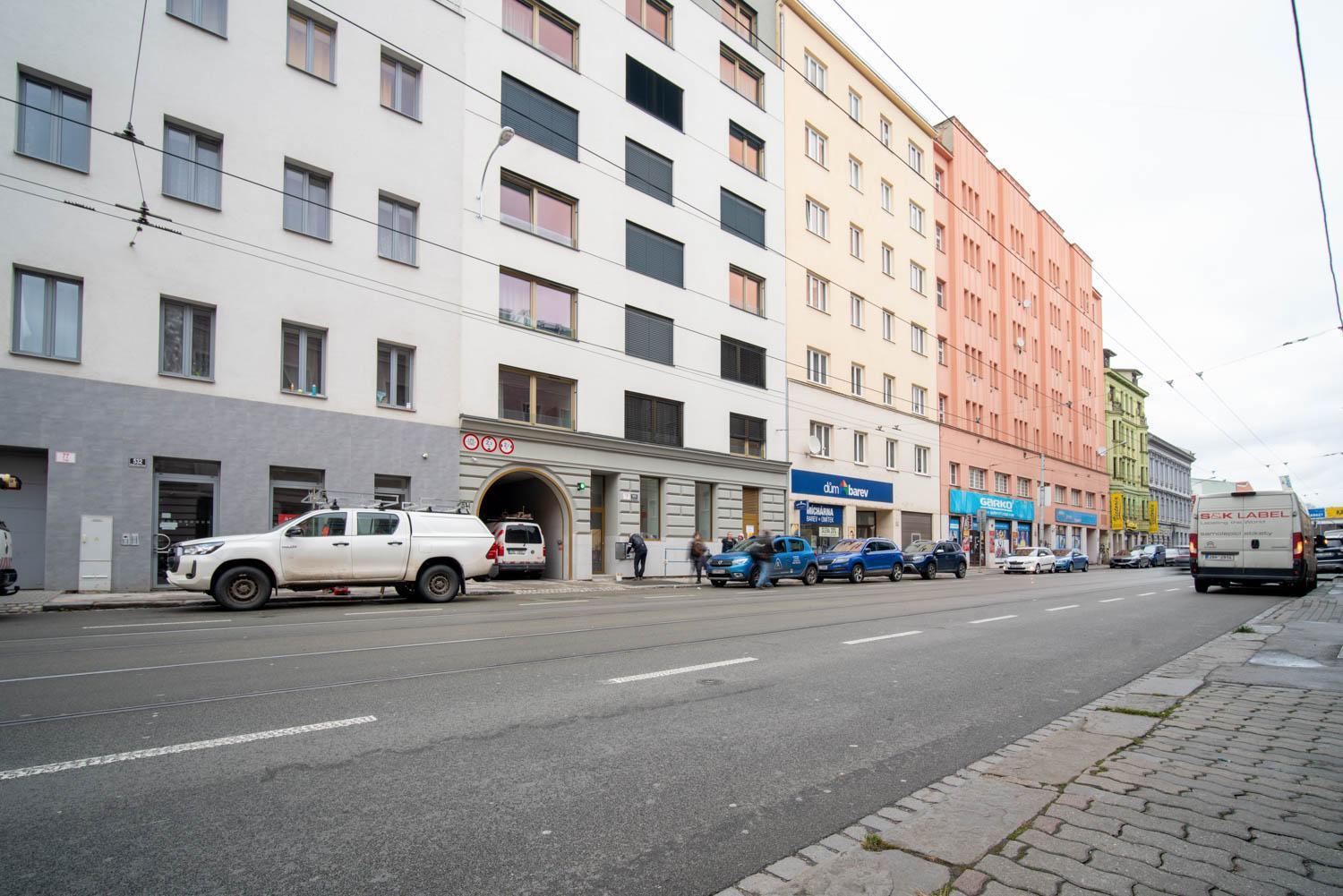 City Relax Apartments With Free Parking, 10 Mins Walk To City Centre Brno Bagian luar foto