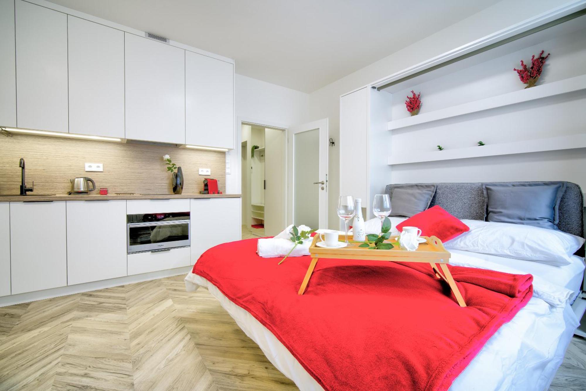 City Relax Apartments With Free Parking, 10 Mins Walk To City Centre Brno Bagian luar foto