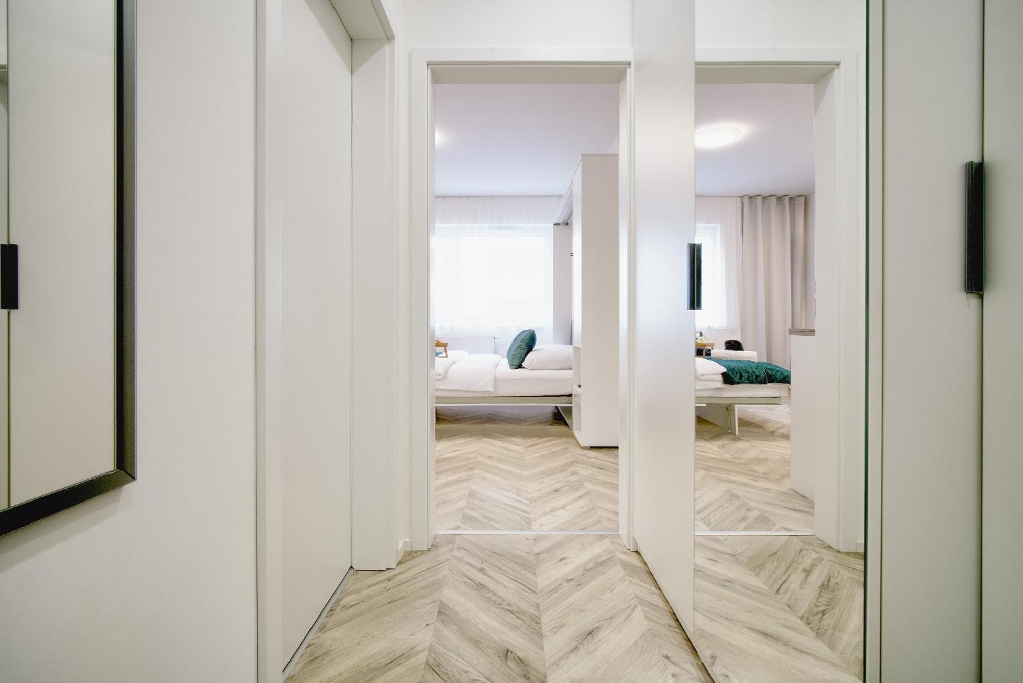 City Relax Apartments With Free Parking, 10 Mins Walk To City Centre Brno Bagian luar foto