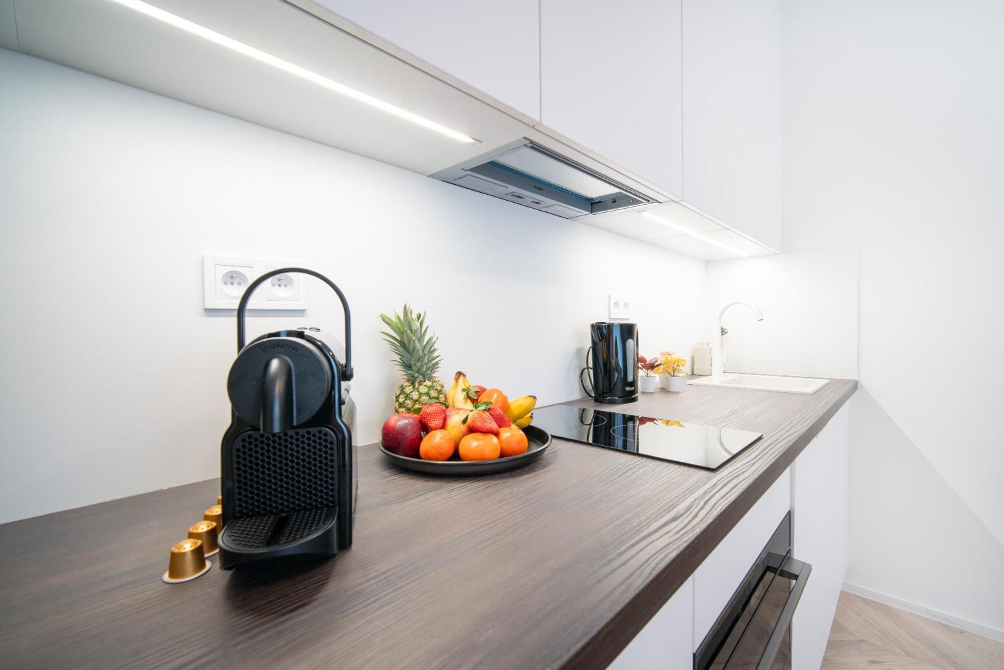 City Relax Apartments With Free Parking, 10 Mins Walk To City Centre Brno Bagian luar foto