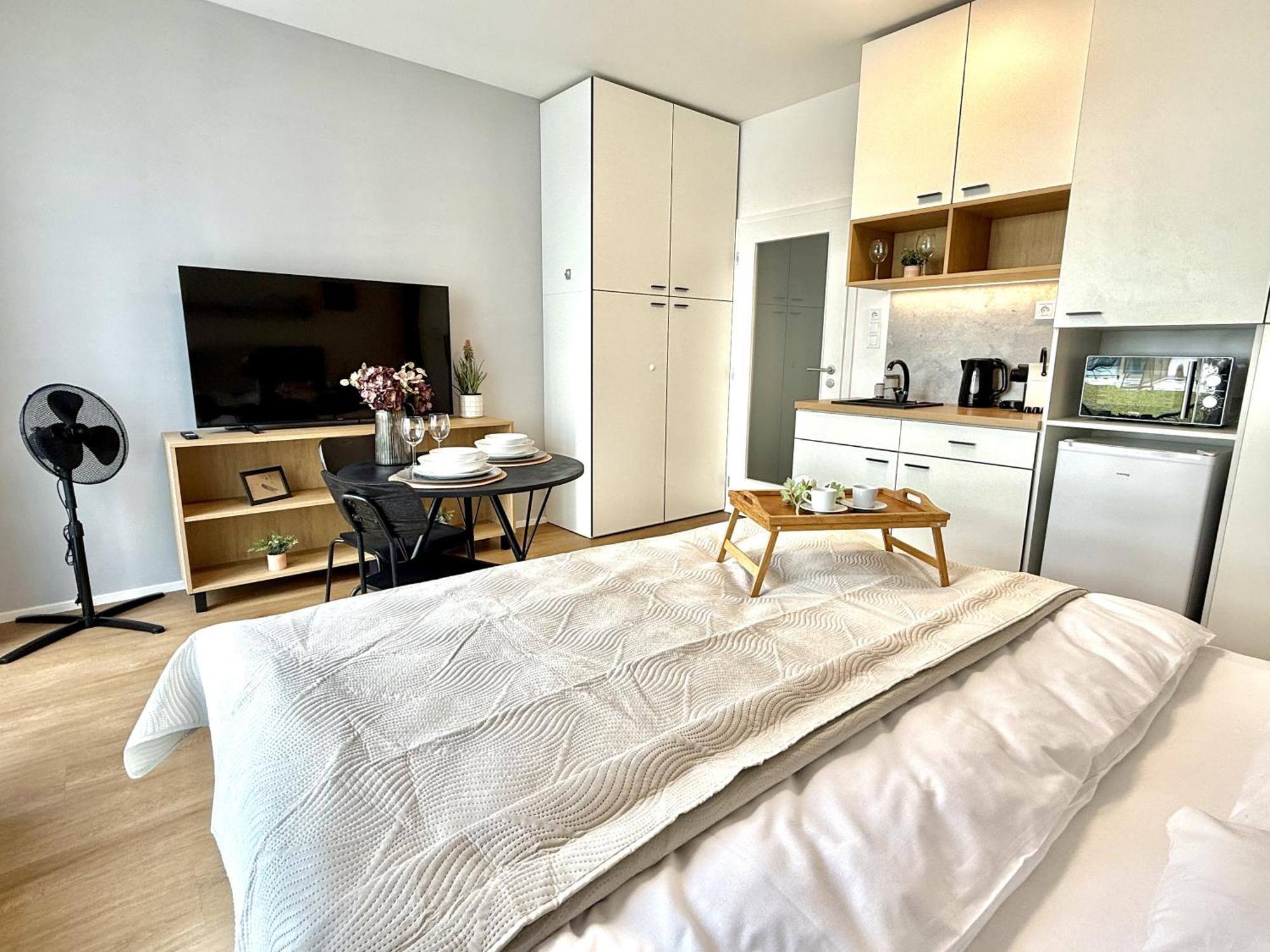 City Relax Apartments With Free Parking, 10 Mins Walk To City Centre Brno Bagian luar foto